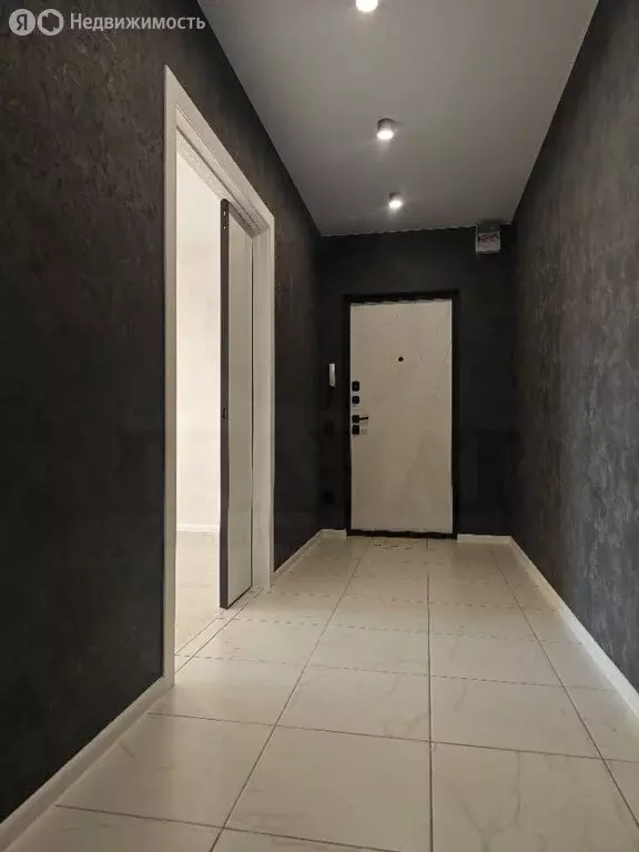 2-комнатная квартира: Ревда, улица Чехова, 51 (52.8 м) - Фото 2