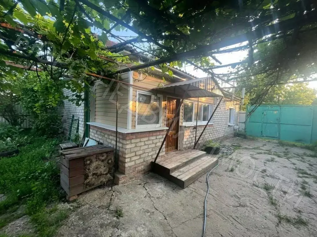 Дом в Саратовская область, Балашов Пугачевская ул., 204 (98 м) - Фото 1