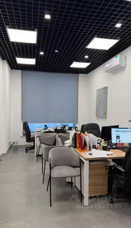 Помещение свободного назначения в Свердловская область, Екатеринбург ... - Фото 2