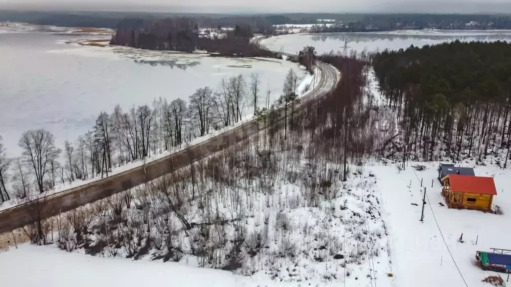 Участок в Ленинградская область, Выборгский район, Полянское с/пос, ... - Фото 1