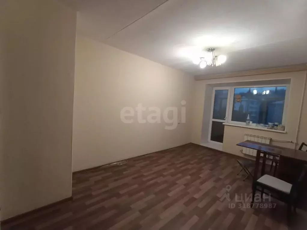 2-к кв. Свердловская область, Нижний Тагил Азовская ул., 4 (40.5 м) - Фото 1