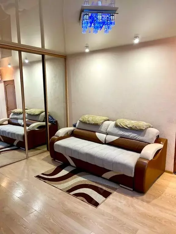 2-к кв. Хабаровский край, Хабаровск ул. Дикопольцева, 72 (53.0 м) - Фото 0
