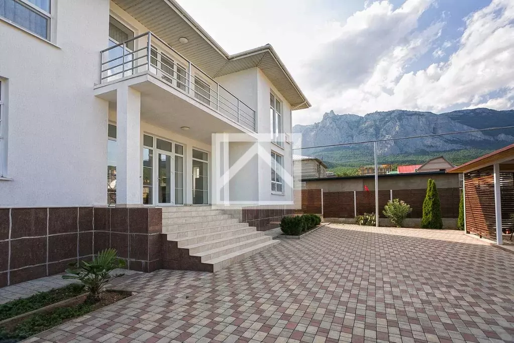 Дом в Крым, Ялта муниципальный округ, Кореиз пгт  (440 м) - Фото 1