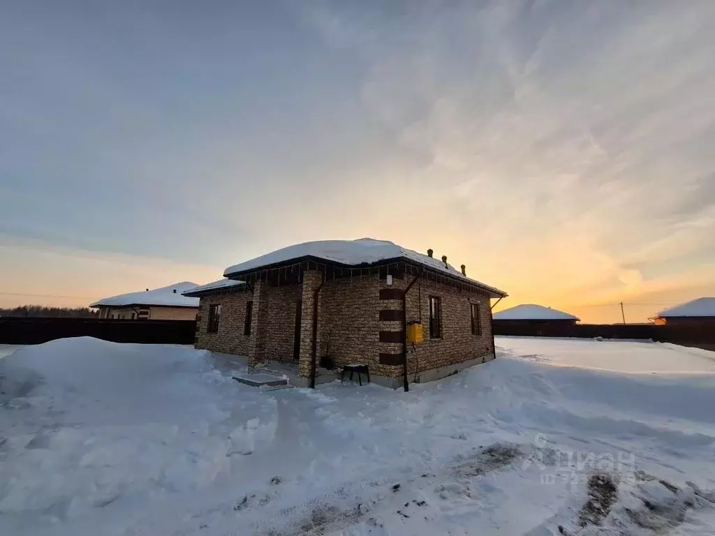 Дом в Тверская область, Калининский муниципальный округ, д. Володино ... - Фото 1