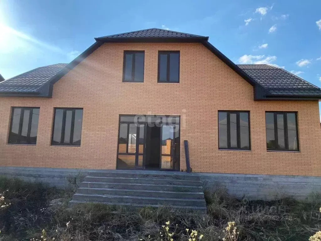 Дом в Ингушетия, Назрановский район, с. Али-Юрт ул. Имени Адсалама ... - Фото 1
