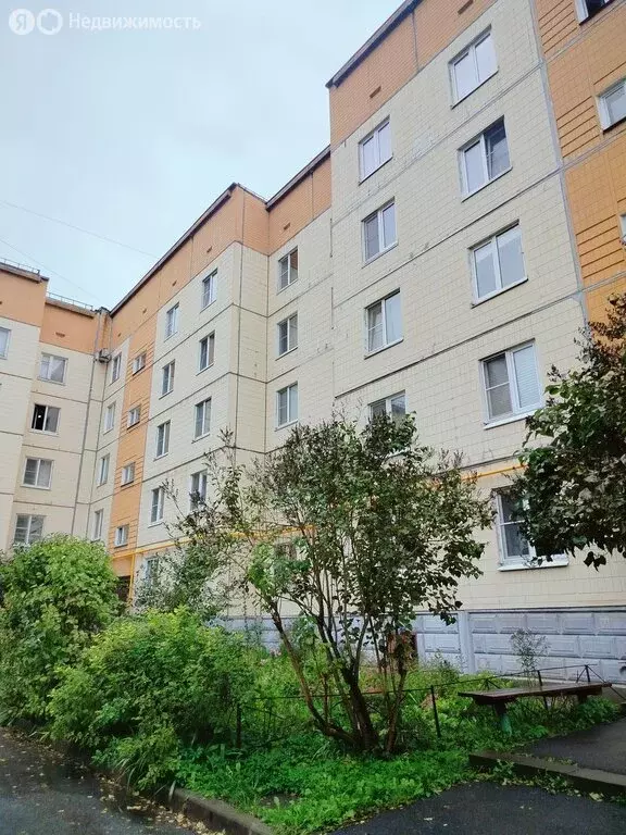 1-комнатная квартира: Гатчина, улица Генерала Кныша, 16А (42 м) - Фото 1