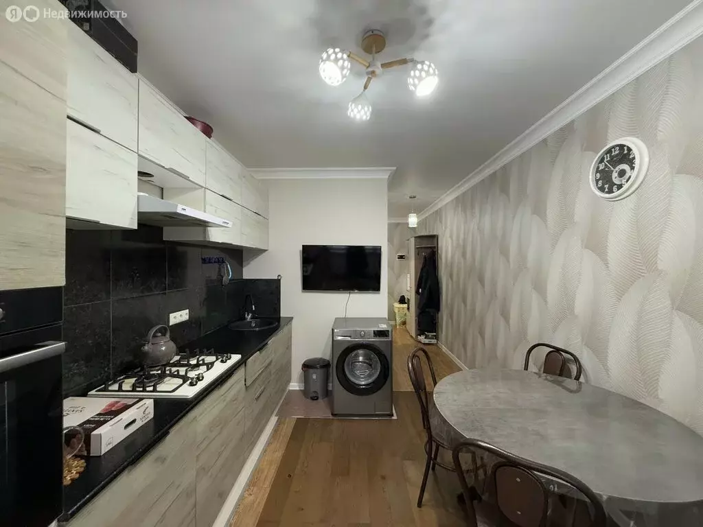 1-комнатная квартира: Дагестанские Огни, улица Революции, 8 (44 м) - Фото 2