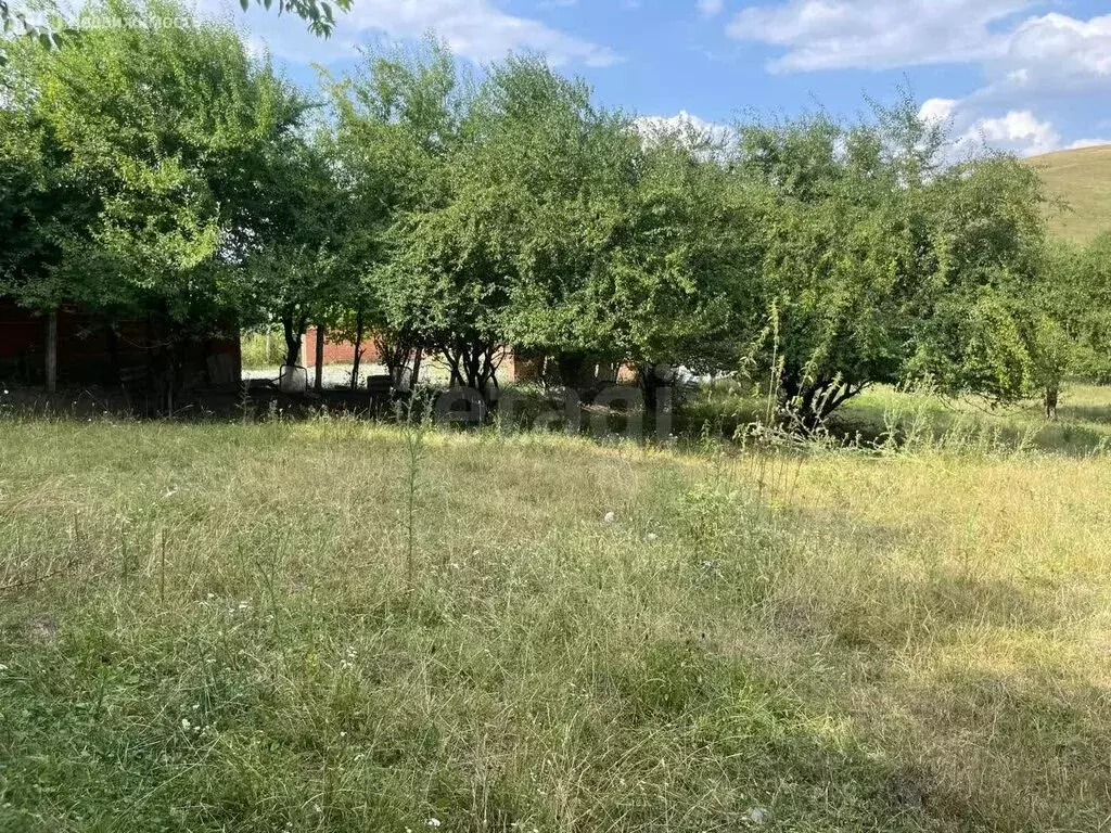 Участок в Али-Юрт, улица 14-я Линия (18 м) - Фото 0
