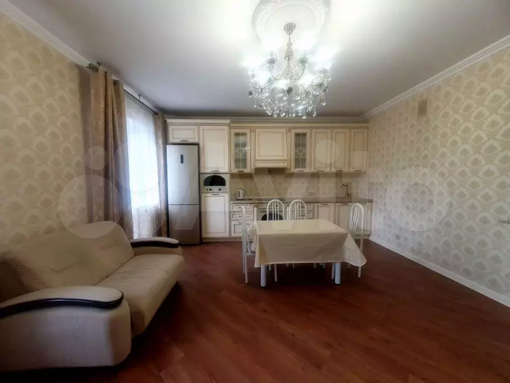 3-к. квартира, 80 м, 4/12 эт. - Фото 1