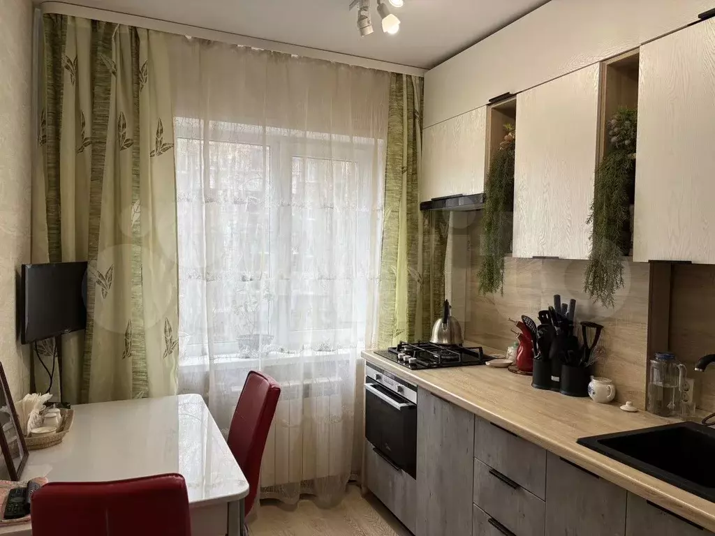 3-к. квартира, 62 м, 3/5 эт. - Фото 0