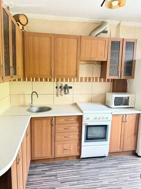 2-комнатная квартира: Калининград, улица Подполковника Емельянова, 49 ... - Фото 1