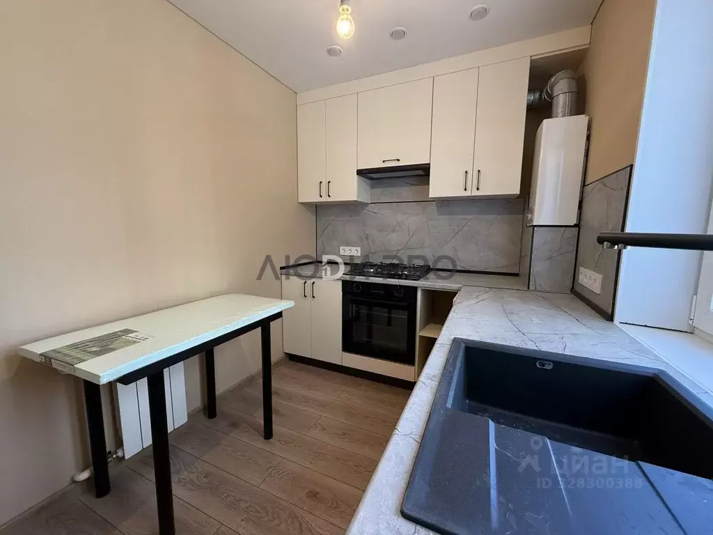 2-к кв. Башкортостан, Уфа Краснодонская ул., 28 (44.8 м) - Фото 1