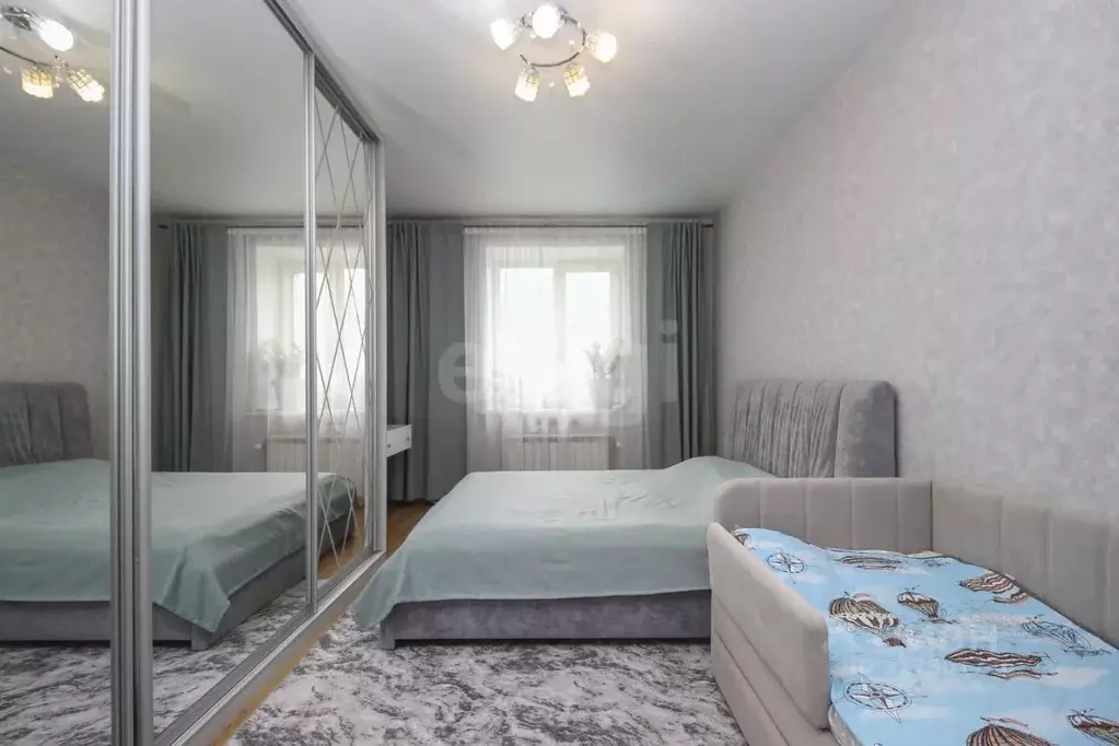 2-к кв. Омская область, Омск ул. Перелета, 27 (59.5 м) - Фото 0