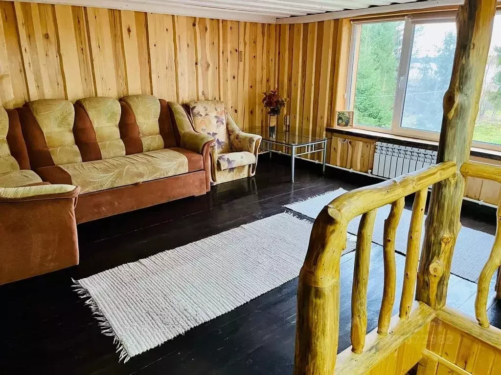 Дом в Карелия, Медвежьегорский муниципальный округ, с. Сосновка ул. ... - Фото 1