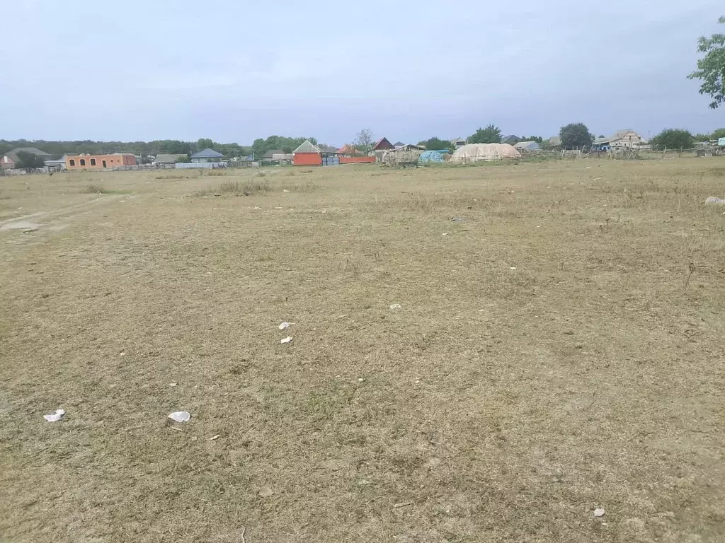 Участок в Кабардино-Балкария, Майский ул. Гагарина (16.0 сот.) - Фото 1