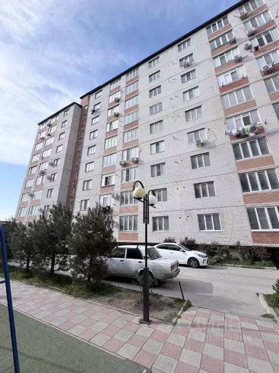 4-к кв. Дагестан, Каспийск ул. Амет-хан Султана, 25 (128.0 м) - Фото 1
