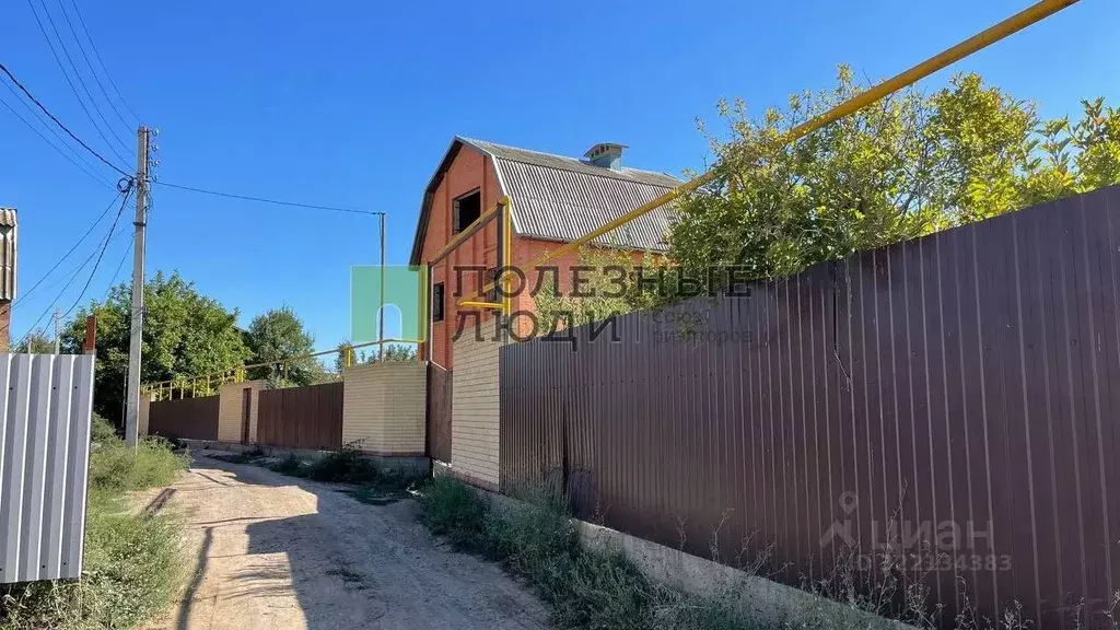 Дом в Астраханская область, Астрахань Луч садовое товарищество, ул. ... - Фото 1