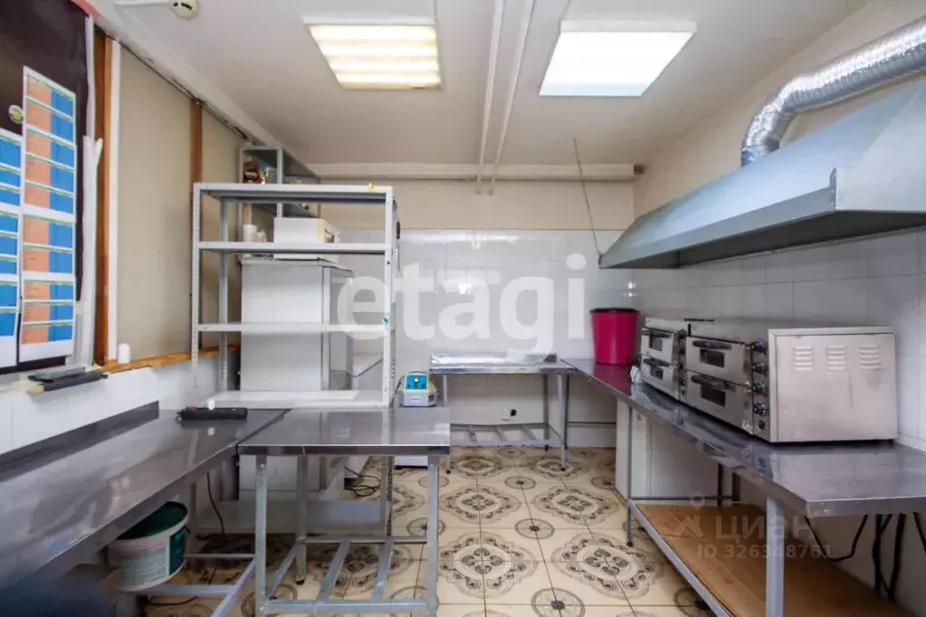 Помещение свободного назначения в Красноярский край, Красноярск ... - Фото 1