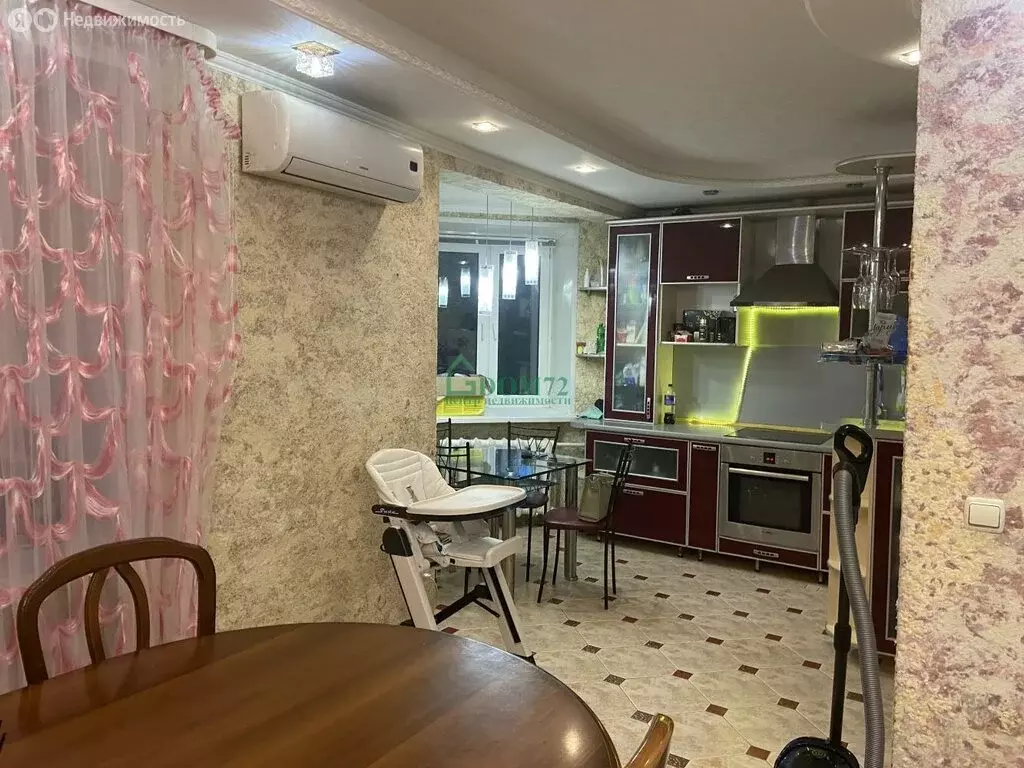 4-комнатная квартира: Тобольск, микрорайон 3А, 4 (107 м) - Фото 0