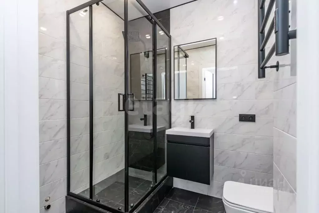 Студия Тюменская область, Тюмень ул. Первооткрывателей, 2 (20.4 м) - Фото 1