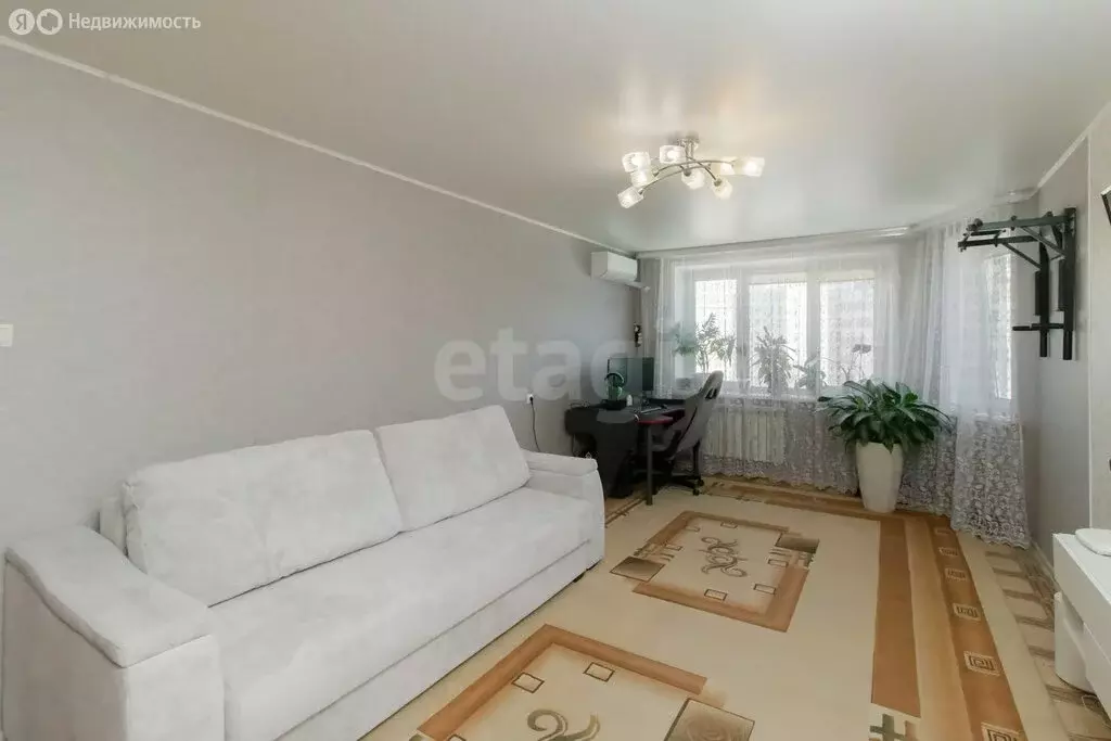 1-комнатная квартира: Тюмень, Народная улица, 4к3 (42 м) - Фото 2