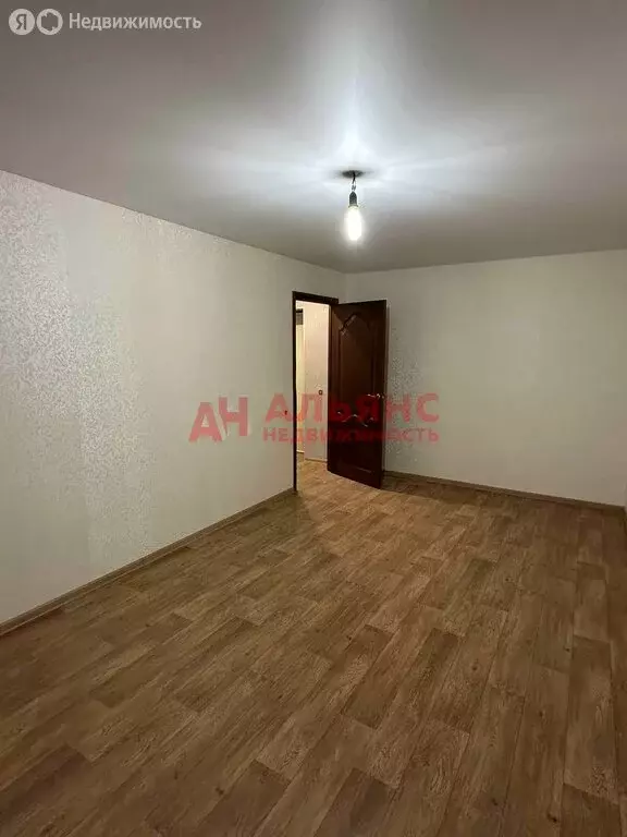 1-комнатная квартира: Чапаевск, улица Калинина, 36 (29.5 м) - Фото 1