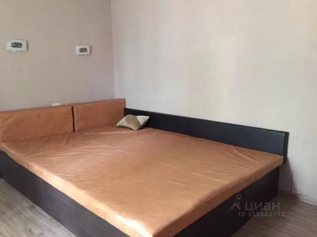 Комната Челябинская область, Копейск ул. Озерная, 5 (50.0 м) - Фото 0