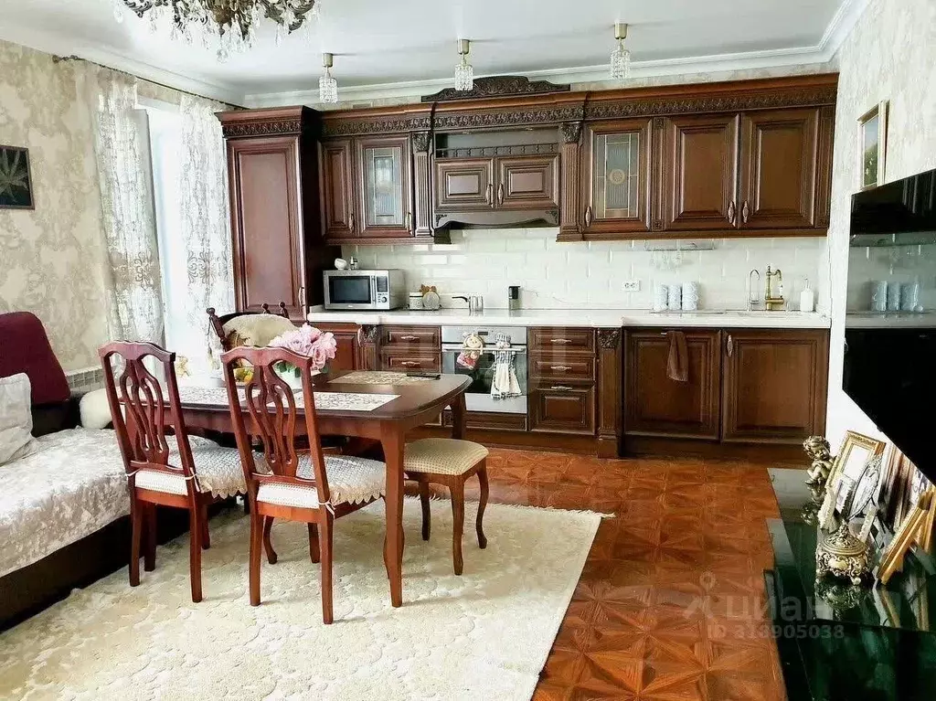 2-к кв. Коми, Сыктывкар просп. Бумажников, 50 (88.4 м) - Фото 1