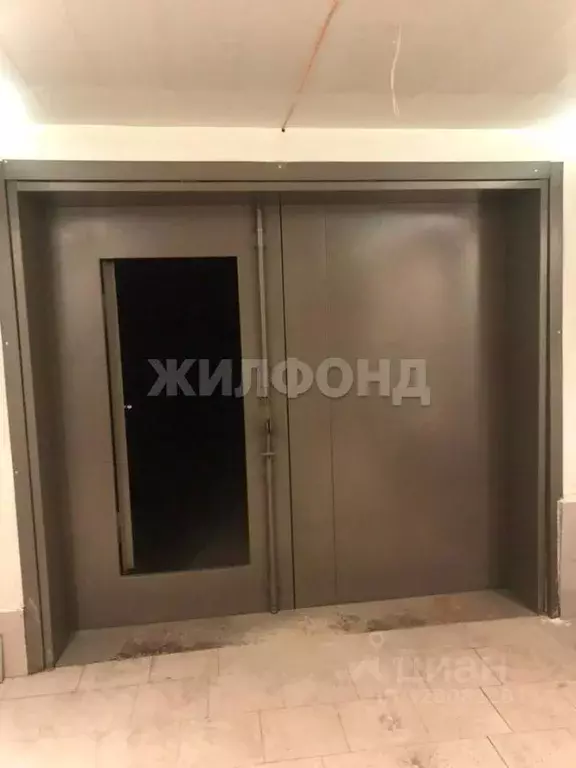 Гараж в Новосибирская область, Новосибирск Железнодорожная ул., 1А (36 ... - Фото 1