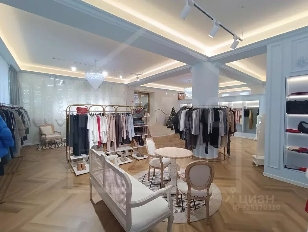 Помещение свободного назначения в Омская область, Омск ул. ... - Фото 1