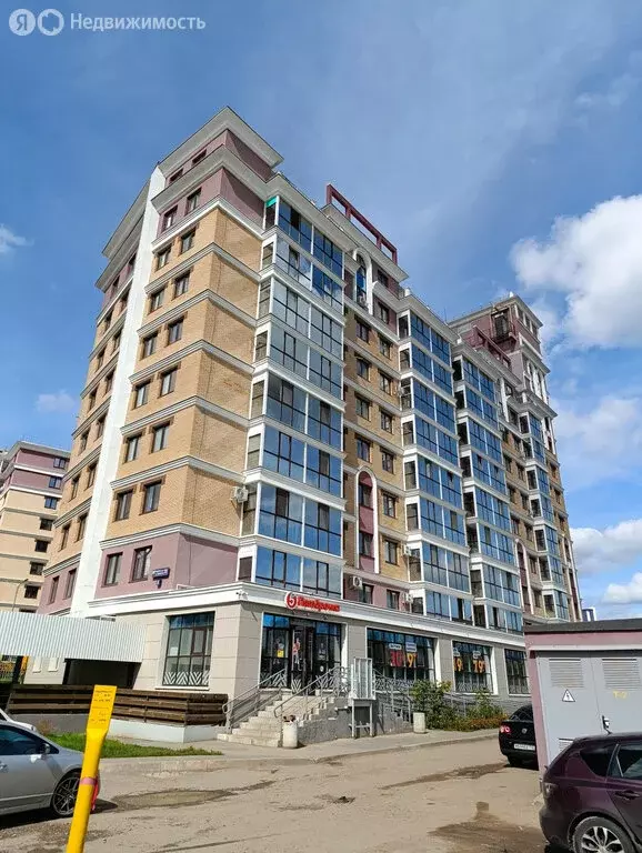 3-комнатная квартира: Уфа, Бородинская улица, 20 (66.5 м) - Фото 1