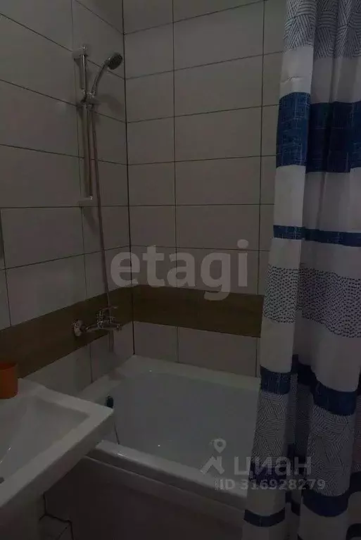 Студия Тюменская область, Тюмень ул. Мельникайте, 83 (22.0 м) - Фото 0