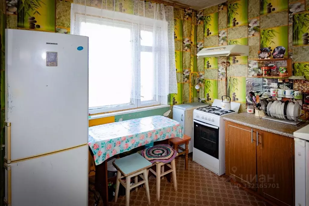 3-к кв. Новгородская область, Малая Вишера Лесная ул., 17 (62.0 м) - Фото 1