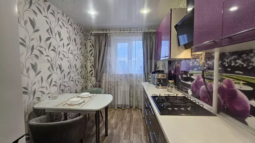 3-к. квартира, 58,2 м, 6/9 эт. - Фото 0