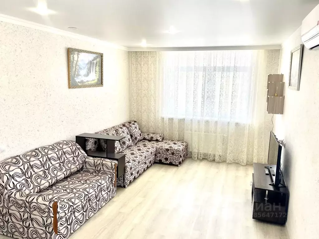 2-к кв. Тюменская область, Тюмень ул. Газовиков, 73к3 (55.0 м) - Фото 1