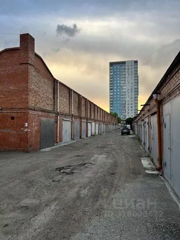 Гараж в Омская область, Омск ул. Крупской, 13к5 (20 м) - Фото 0