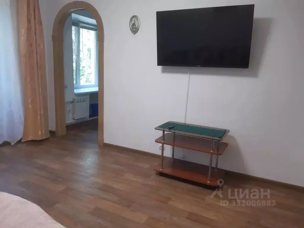 2-к кв. Ленинградская область, Тихвин 1-й мкр, 22 (50.0 м) - Фото 2
