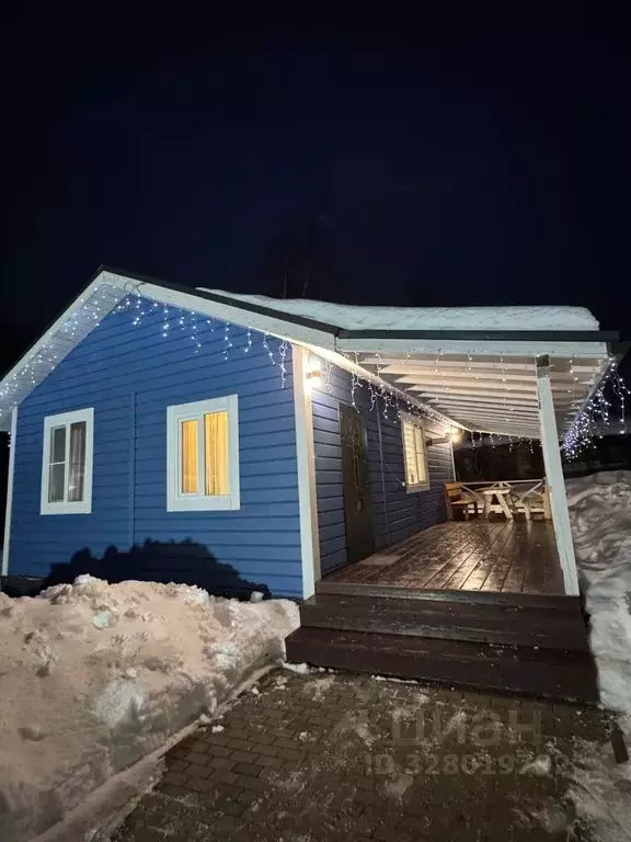 Дом в Калужская область, Малоярославецкий муниципальный округ, ... - Фото 1