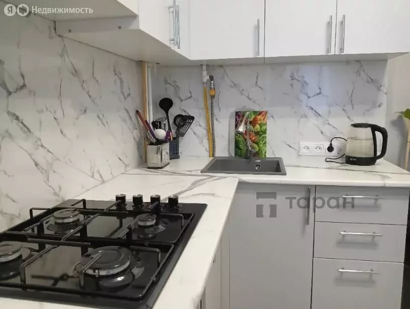 2-комнатная квартира: Копейск, улица Кузнецова, 7 (45.6 м) - Фото 1