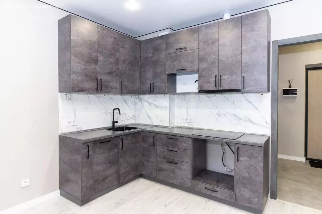 Квартира-студия: деревня Патрушева, улица Александра Пушкина, 8Б (29.9 ... - Фото 1