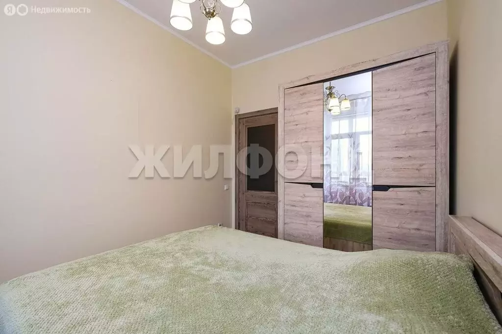 2-комнатная квартира: Новосибирск, улица Свердлова, 11 (48 м) - Фото 1