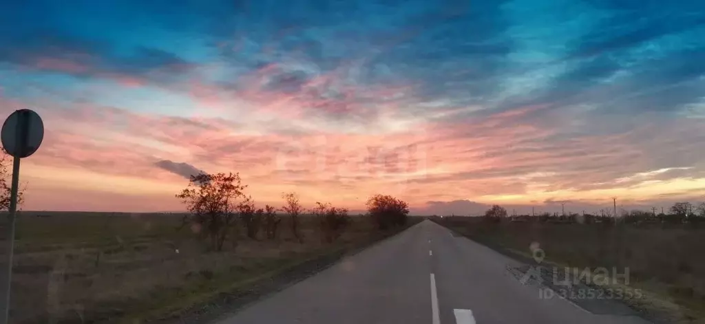 Участок в Крым, Ленинский район, Семисотское с/пос, с. Каменское ул. ... - Фото 0
