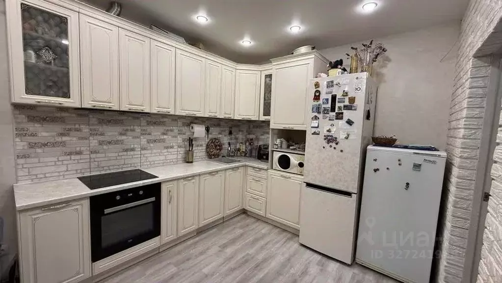 3-к кв. Ямало-Ненецкий АО, Муравленко ул. Нефтяников, 40 (70.0 м) - Фото 1