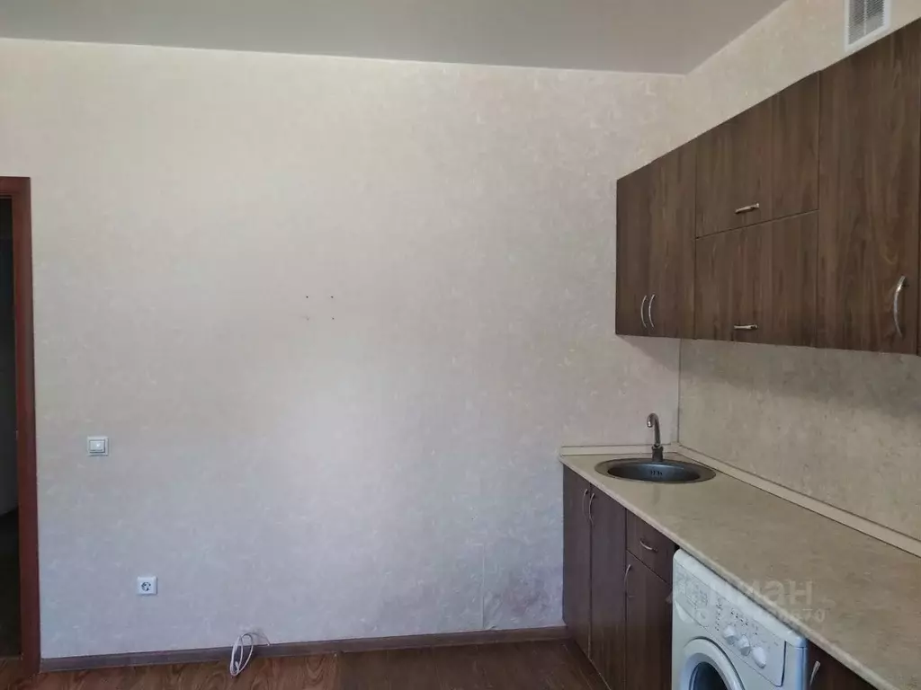 2-к кв. Тюменская область, Тюмень Харьковская ул., 66 (42.0 м) - Фото 2