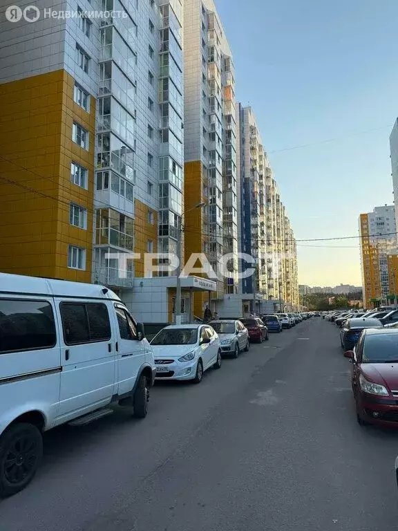 3-комнатная квартира: Воронеж, улица 45-й Стрелковой Дивизии, 259/5 ... - Фото 0