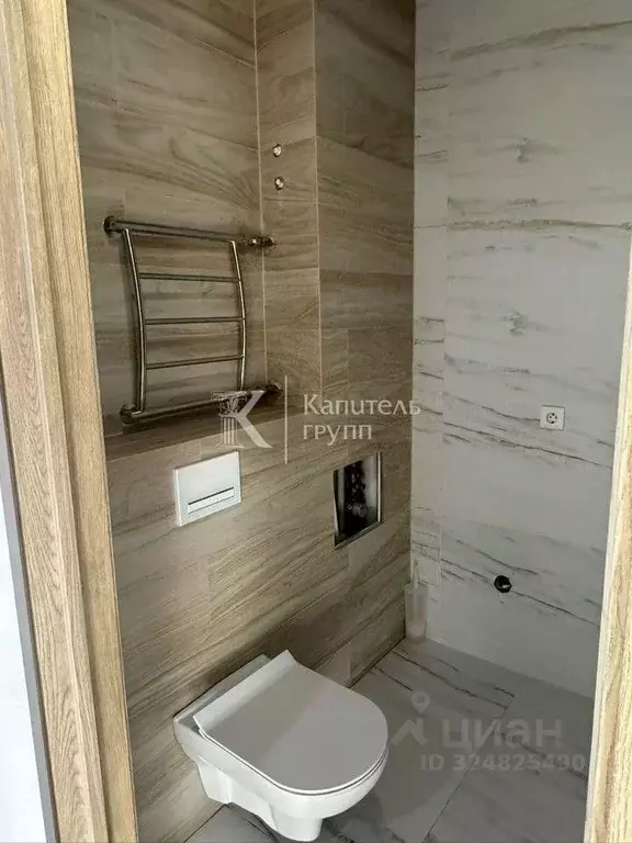 1-к кв. Тюменская область, Тюмень ул. Республики, 204к10 (41.0 м) - Фото 2