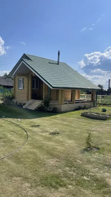 Дом в Томская область, Кожевниковский район, с. Киреевск ул. Карла ... - Фото 0