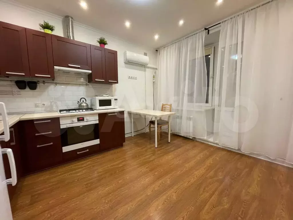 1-к. квартира, 41 м, 5/6 эт. - Фото 1