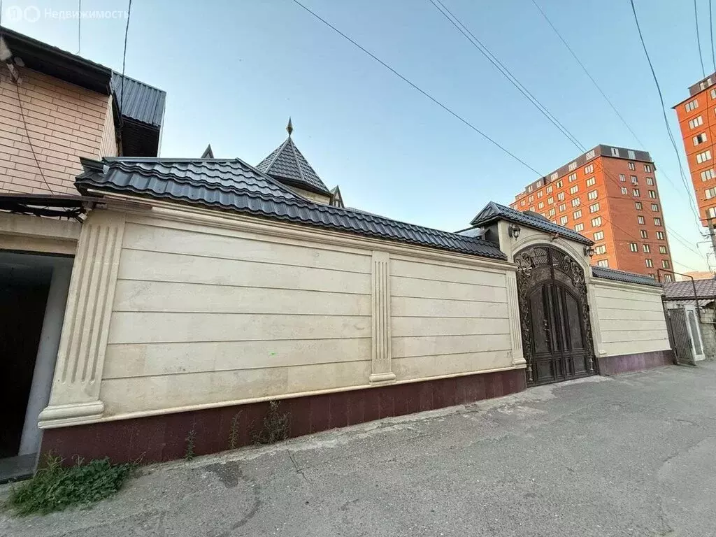 Дом в Махачкала, 2-й Газопроводный тупик (349 м) - Фото 1