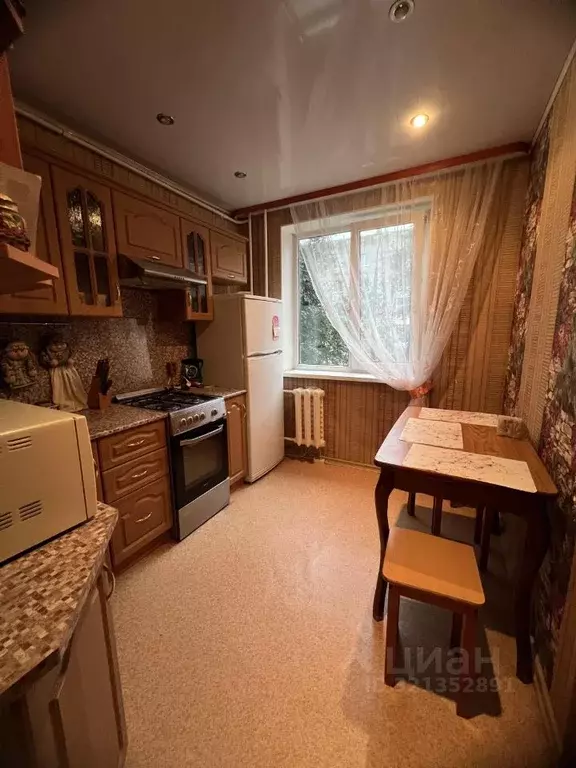 2-к кв. Псковская область, Великие Луки ул. Ставского, 67 (47.9 м) - Фото 1